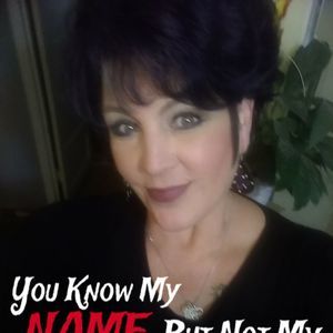 Meet your Posher, Dana